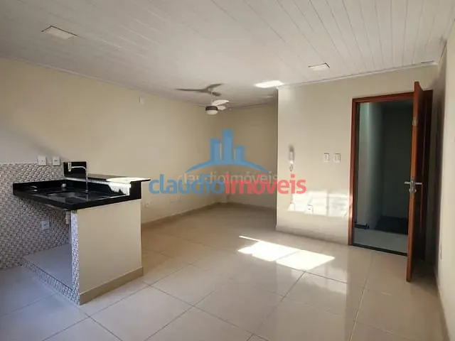 Kitnet 1 quarto e 1 banheiro, para alugar, no bairro Centro em Barra Mansa