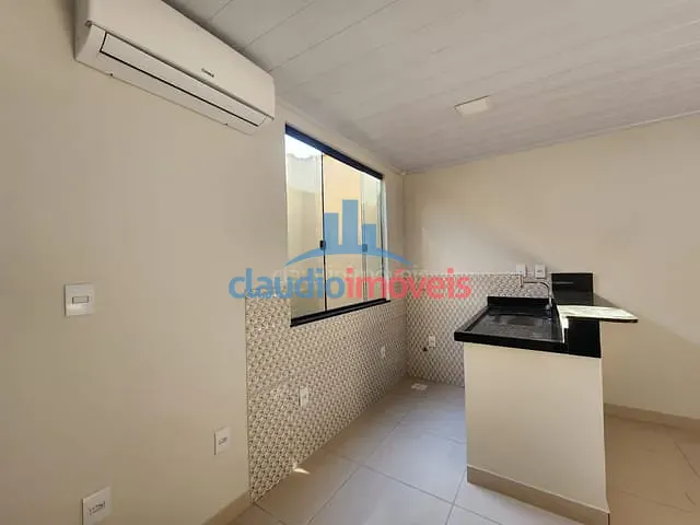 Kitnet 1 quarto e 1 banheiro, para alugar, no bairro Centro em Barra Mansa