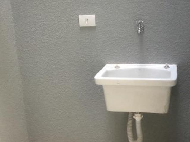 Foto do Kitnet - Kitnet com 1 dormitório, 30 m² - venda por R$ 120.000,00 ou aluguel por R$ 750,00/mês - Jardim Piazza di Roma I - Sorocaba/SP | Ary Proenca Negócios Imobiliários Ltda