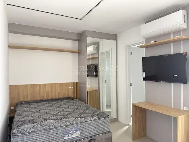 Kitnet com 23m², para alugar, no bairro Novo Mundo em Curitiba