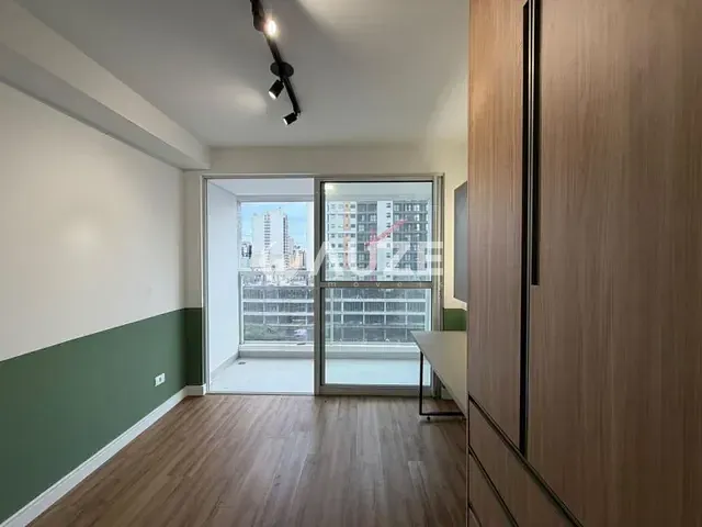 Kitnet com 19m² 1 quarto e 1 banheiro, à venda, no bairro Centro em Curitiba