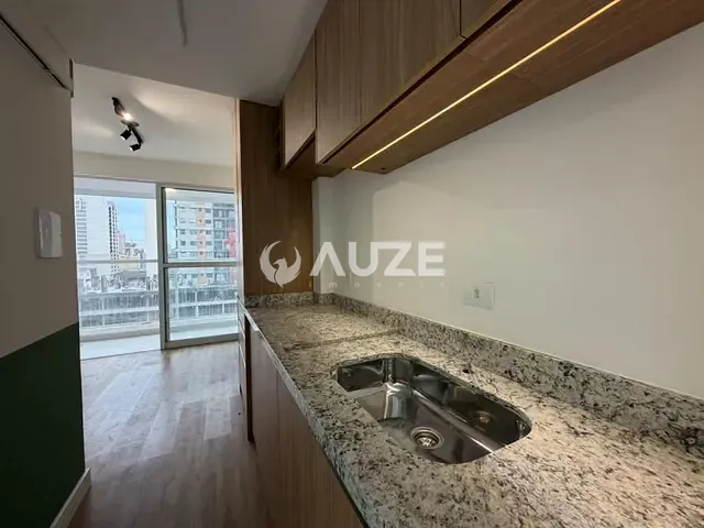 Kitnet com 19m² 1 quarto e 1 banheiro, à venda, no bairro Centro em Curitiba