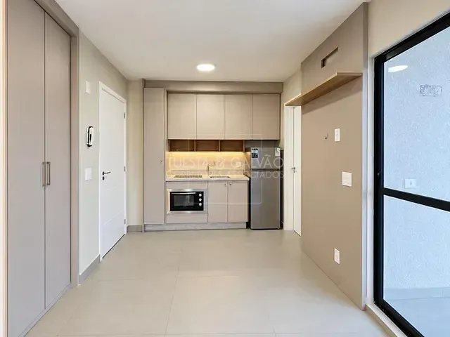 Kitnet com 21m², à venda, no bairro Novo Mundo em Curitiba