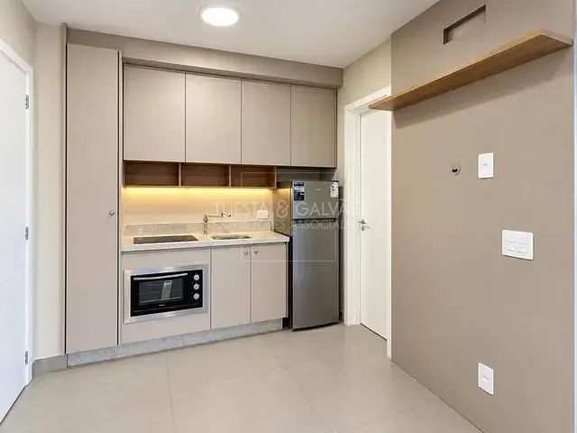 Kitnet com 21m², à venda, no bairro Novo Mundo em Curitiba