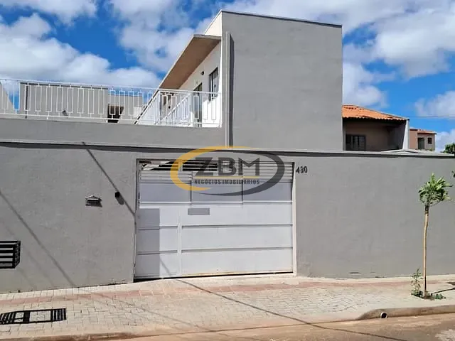 Kitnet 1 quarto e 1 banheiro, para alugar, no bairro Parque Residencial Joaquim Toledo Piza em Londrina