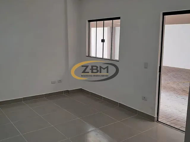 Kitnet 1 quarto e 1 banheiro, para alugar, no bairro Parque Residencial Joaquim Toledo Piza em Londrina