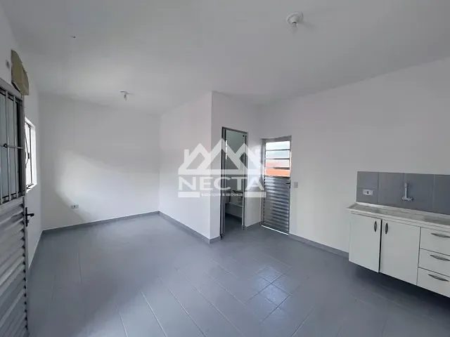Kitnet com 25m² 1 quarto e 1 banheiro, à venda, no bairro Centro em Caraguatatuba