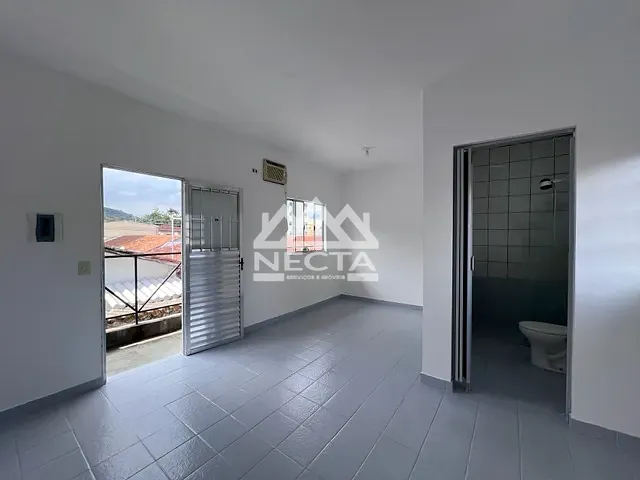 Kitnet com 25m² 1 quarto e 1 banheiro, à venda, no bairro Centro em Caraguatatuba