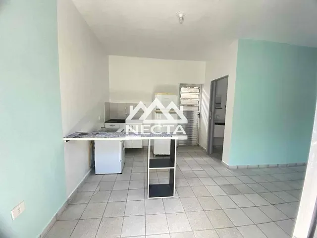 Kitnet com 25m² 1 quarto e 1 banheiro, à venda, no bairro Centro em Caraguatatuba