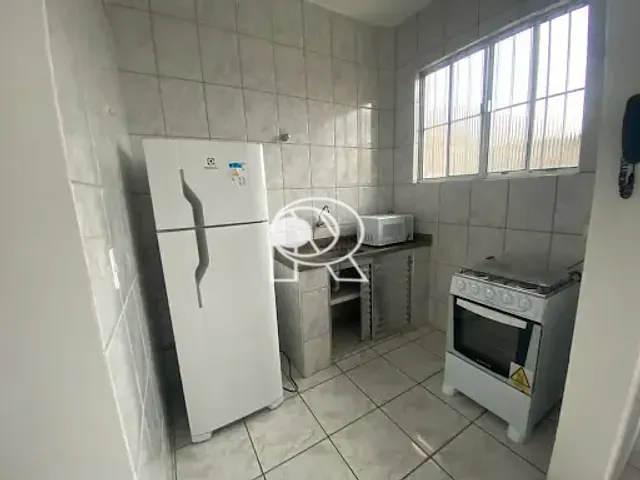 Kitnet para alugar, no bairro Centro em Registro