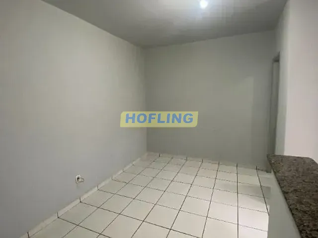 Kitnet com 1m² 1 quarto e 1 banheiro, para alugar, no bairro Vila Indaiá em Rio Claro
