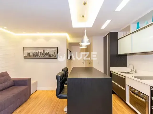Kitnet com 33m² 1 quarto e 1 banheiro, à venda, no bairro Vila Izabel em Curitiba