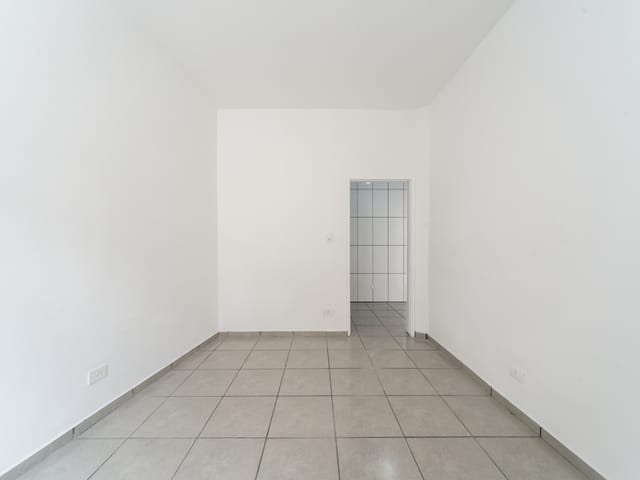 Kitnet com 174m² 11 quartos e 11 banheiros, à venda, no bairro Cambuci em São Paulo