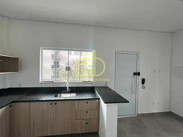 Kitnet 1 quarto e 1 banheiro, à venda ou para alugar, no bairro Jardim Simus em Sorocaba