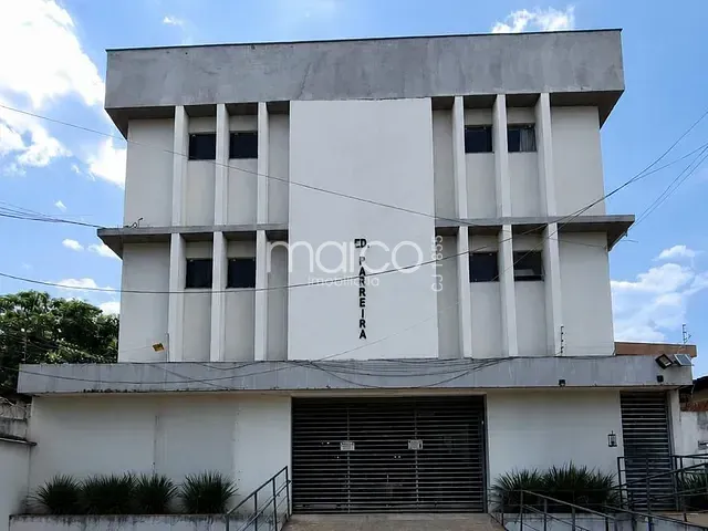 Kitnet para alugar, no bairro Jardim Goiás em Goiânia