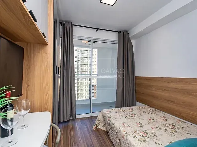 Kitnet com 19m² 1 quarto e 1 banheiro, à venda, no bairro Centro em Curitiba