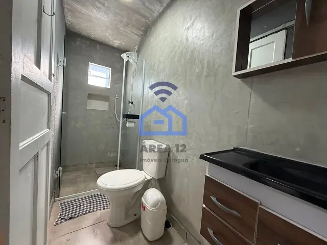 Kitnet 1 quarto e 1 banheiro, para alugar, no bairro Centro em Caraguatatuba