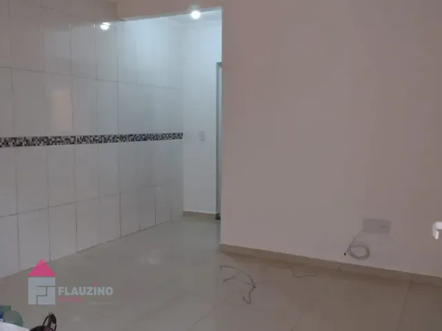 Kitnet com 35m² 1 quarto e 1 banheiro, para alugar, no bairro Jardim São Luís em São Paulo
