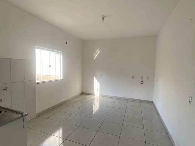 Kitnet 1 quarto e 1 banheiro, para alugar, no bairro Ponte Nova em Extrema