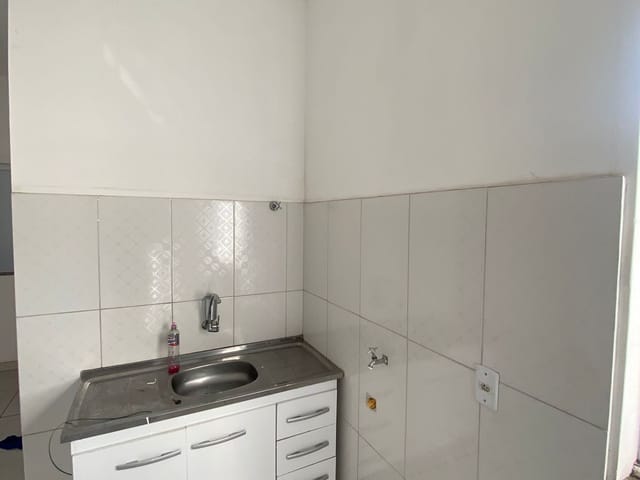Kitnet 1 quarto e 1 banheiro, para alugar, no bairro Ponte Nova em Extrema