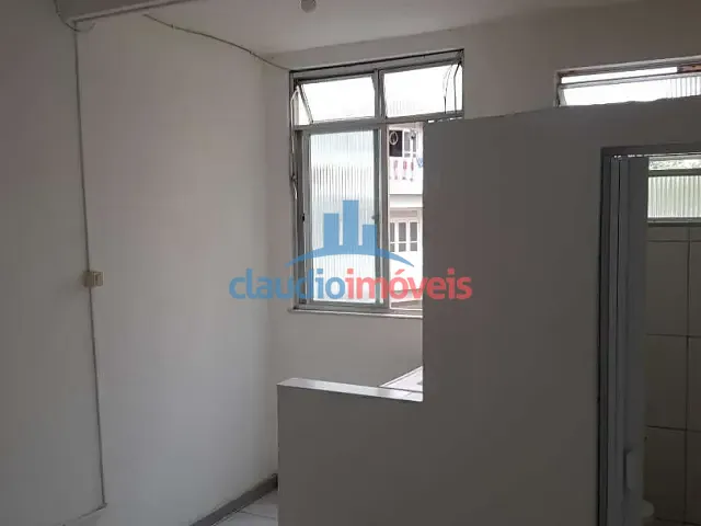 Kitnet 1 quarto e 1 banheiro, para alugar, no bairro Ano Bom em Barra Mansa