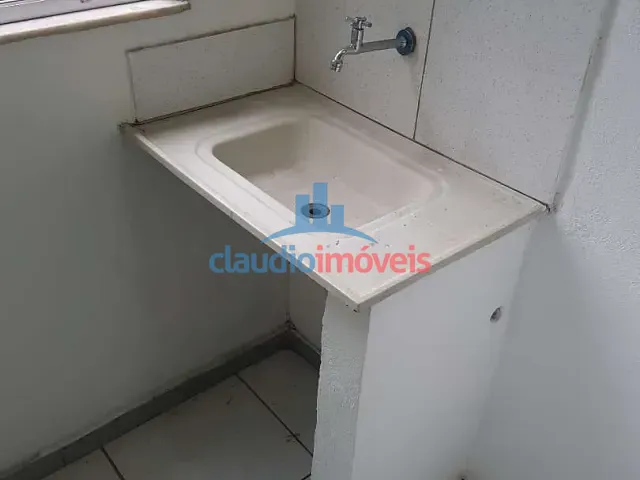 Kitnet 1 quarto e 1 banheiro, para alugar, no bairro Ano Bom em Barra Mansa