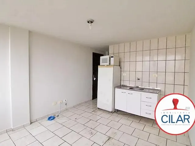Kitnet 1 quarto e 1 banheiro, para alugar, no bairro Centro em Curitiba