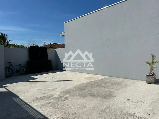 Kitnet com 30m² 1 quarto e 1 banheiro, para alugar, no bairro Pontal de Santa Marina em Caraguatatuba