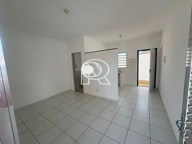 Kitnet 1 quarto e 1 banheiro, para alugar, no bairro Vila Nova Ribeira em Registro