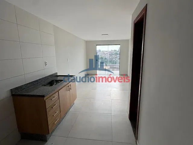 Kitnet 1 quarto e 1 banheiro, para alugar, no bairro São Geraldo em Volta Redonda