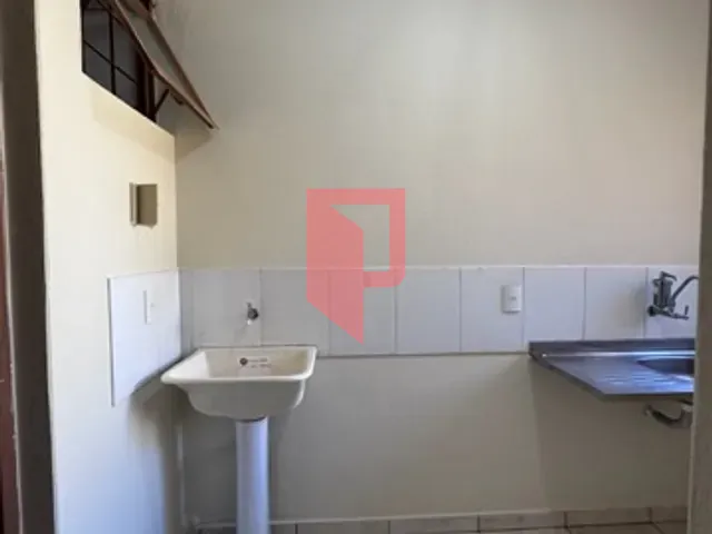 Kitnet 1 quarto e 1 banheiro, para alugar, no bairro Caiçaras em Belo Horizonte