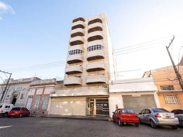 Kitnet 1 quarto e 1 banheiro, para alugar, no bairro Centro em Pelotas