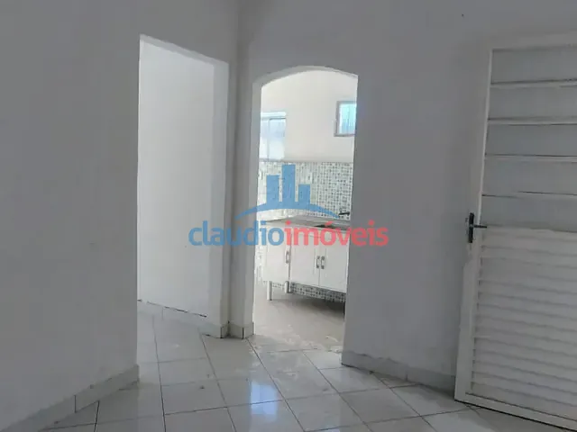 Kitnet 1 quarto e 1 banheiro, para alugar, no bairro Centro em Barra Mansa