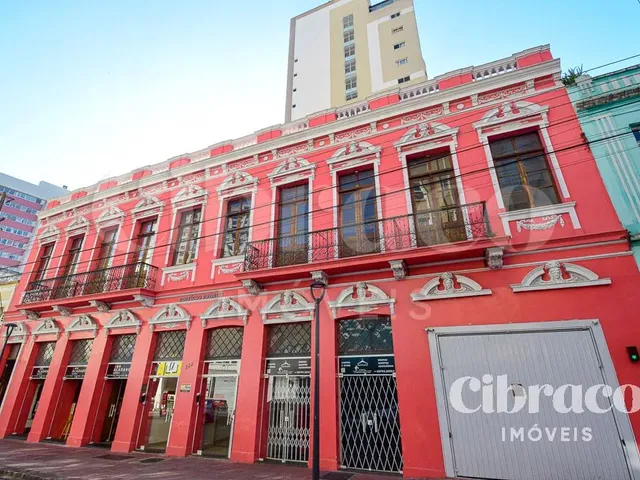 Kitnet 1 quarto e 1 banheiro, à venda, no bairro Centro em Curitiba