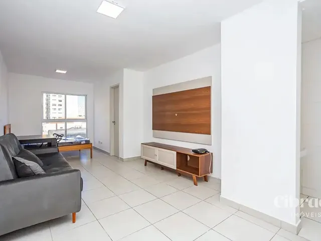 Kitnet 1 quarto e 1 banheiro, à venda, no bairro Centro em Curitiba