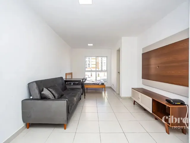 Kitnet 1 quarto e 1 banheiro, à venda, no bairro Centro em Curitiba