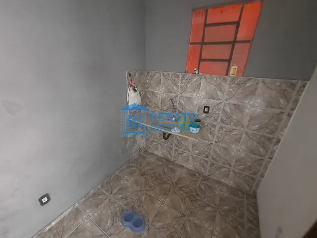 Kitnet 1 quarto e 1 banheiro, para alugar, no bairro Centro em Maricá