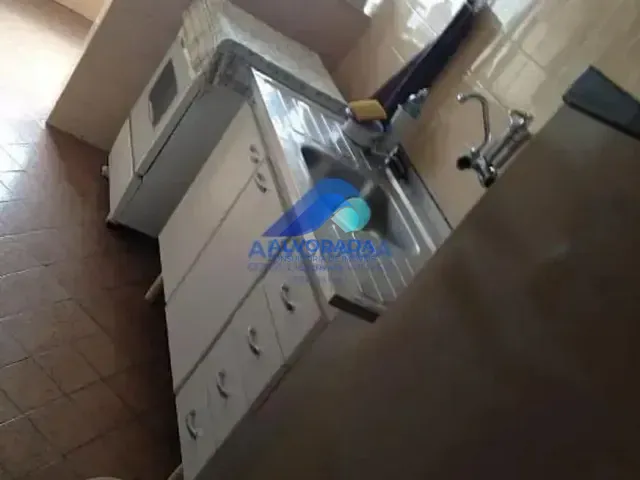 Kitnet 1 quarto e 1 banheiro, à venda ou para alugar, no bairro Jardim São Dimas em São José dos Campos
