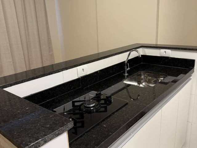 Kitnet 1 quarto e 1 banheiro, para alugar, no bairro Centro em Petrópolis