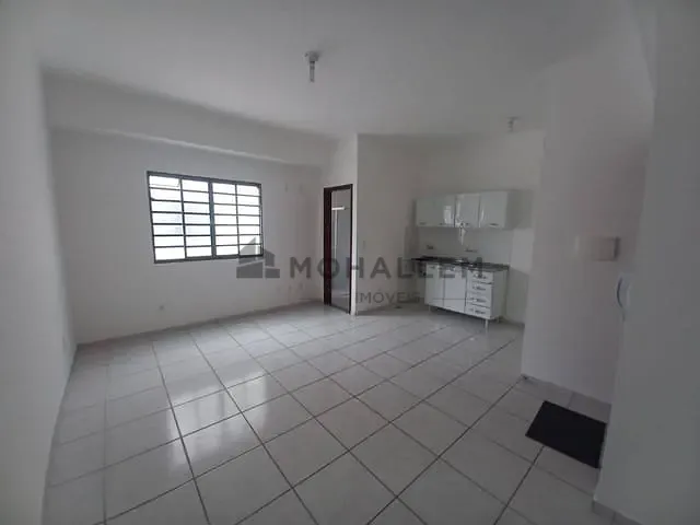 Kitnet 1 quarto e 1 banheiro, para alugar, no bairro Centro em Itajubá