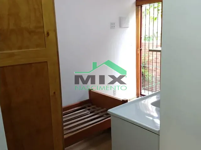 Kitnet com 21m² 1 quarto e 1 banheiro, para alugar, no bairro Campanário em Diadema