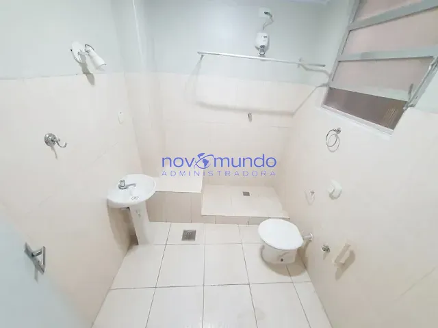 Kitnet com 34m² 1 quarto e 1 banheiro, para alugar, no bairro Centro em Rio de Janeiro