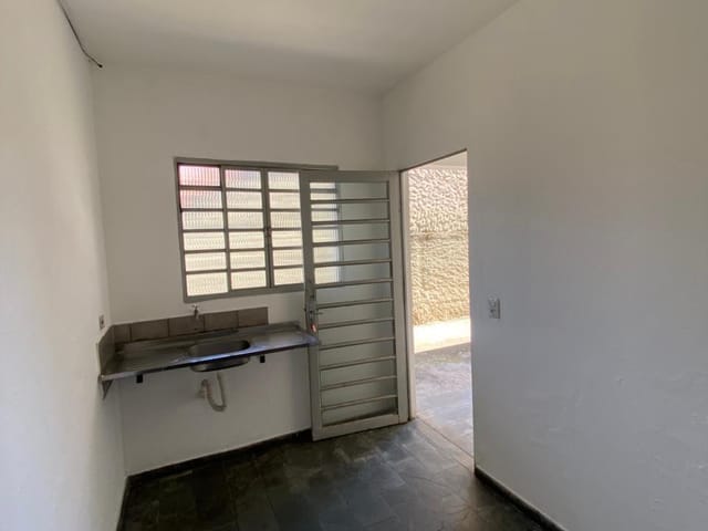 Kitnet 1 quarto e 1 banheiro, para alugar, no bairro Morbidelli em Extrema