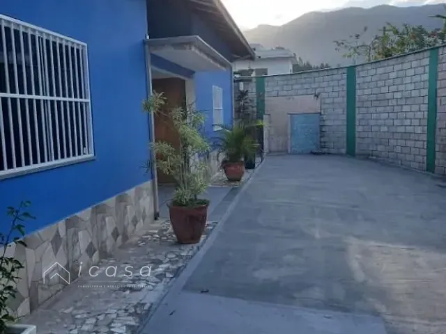 Kitnet com 463m² 4 quartos e 5 banheiros, à venda, no bairro Portal da Fazendinha em Caraguatatuba