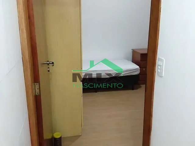 Kitnet com 24m² 1 quarto e 1 banheiro, para alugar, no bairro Campanário em Diadema