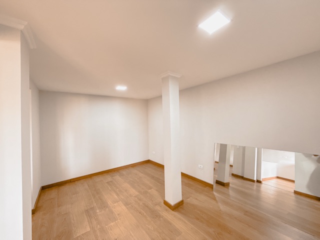 Foto do Kitnet - Kitnet para Locação com Água, Luz e Internet Inclusas, Centro, Apucarana, PR | J. Mareze Imóveis Ltda