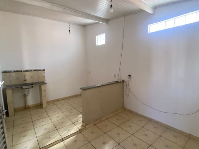 Kitnet 1 quarto e 1 banheiro, para alugar, no bairro Vila Rica em Extrema