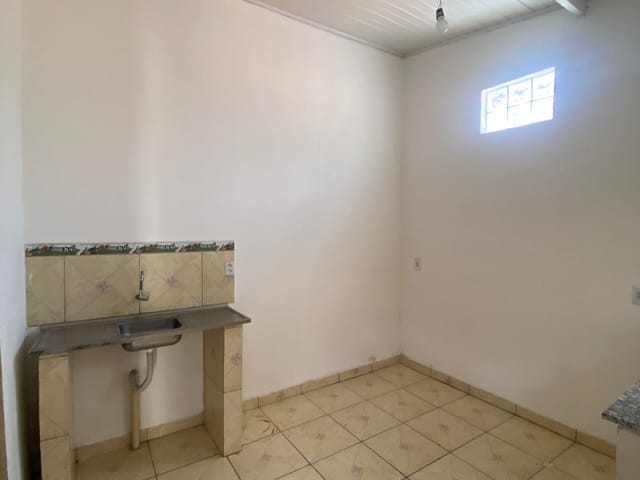 Kitnet 1 quarto e 1 banheiro, para alugar, no bairro Vila Rica em Extrema
