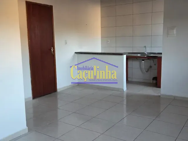 Kitnet com 30m², para alugar, no bairro Ipiabas em Barra do Piraí