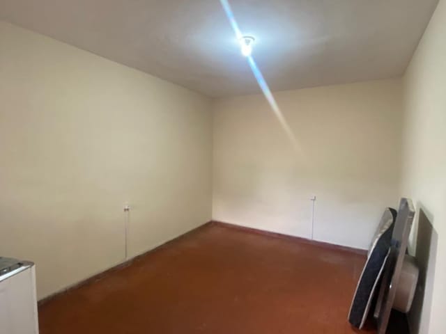 Kitnet 1 quarto e 1 banheiro, para alugar, no bairro Centro em Extrema